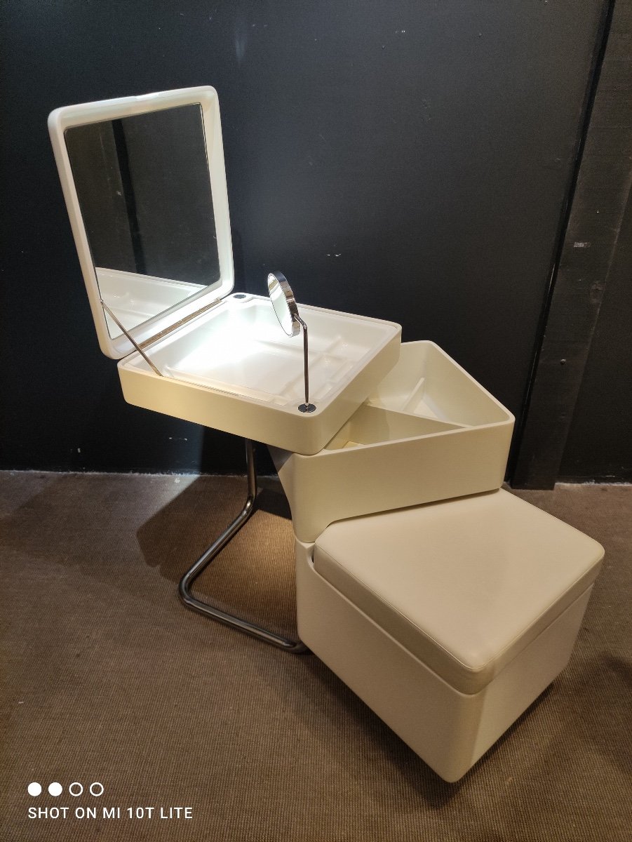 Modular Dressing Table, By Carlo Urbinati