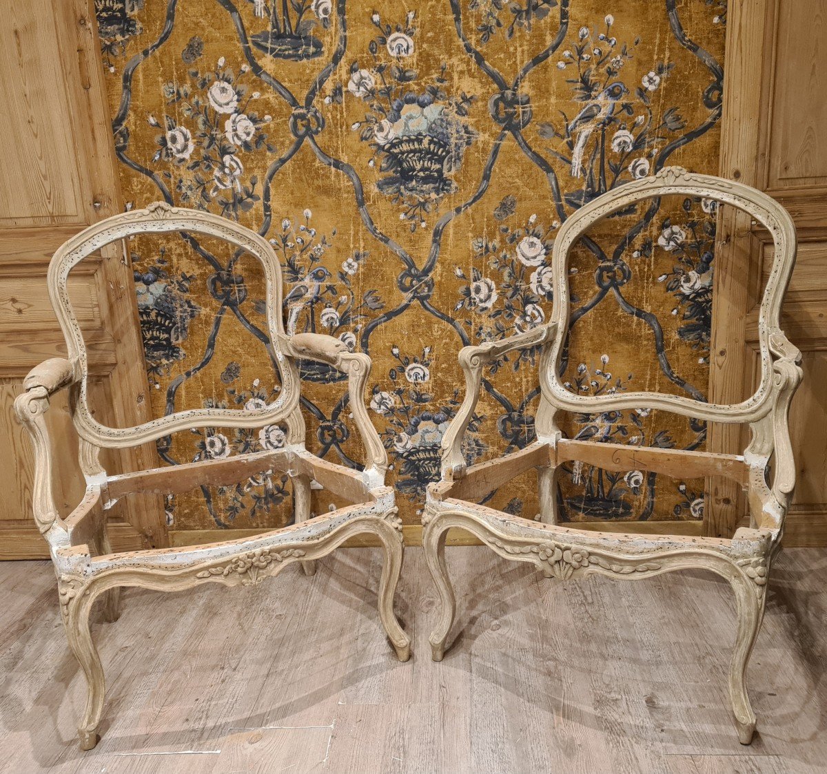 Fauteuils à la reine d'époque Louis XV 