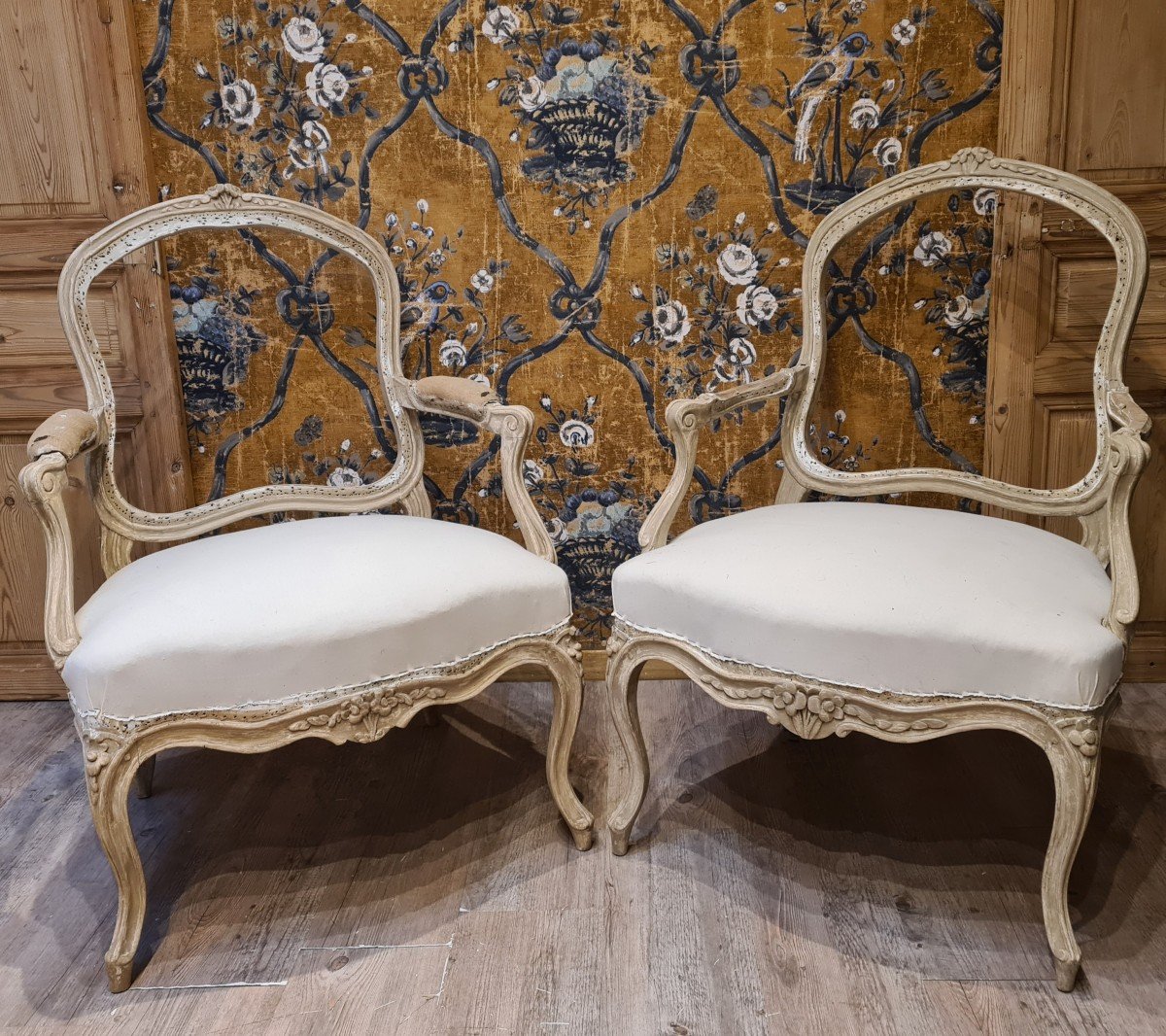 Fauteuils à la reine d'époque Louis XV 