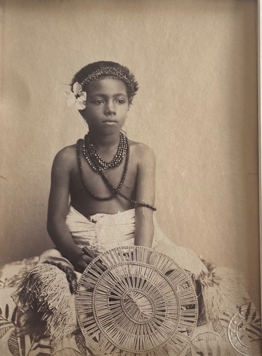 Thomas Andrew, jeune fille des Samoa. Océanie. Tirage albuminé, 19e siècle 