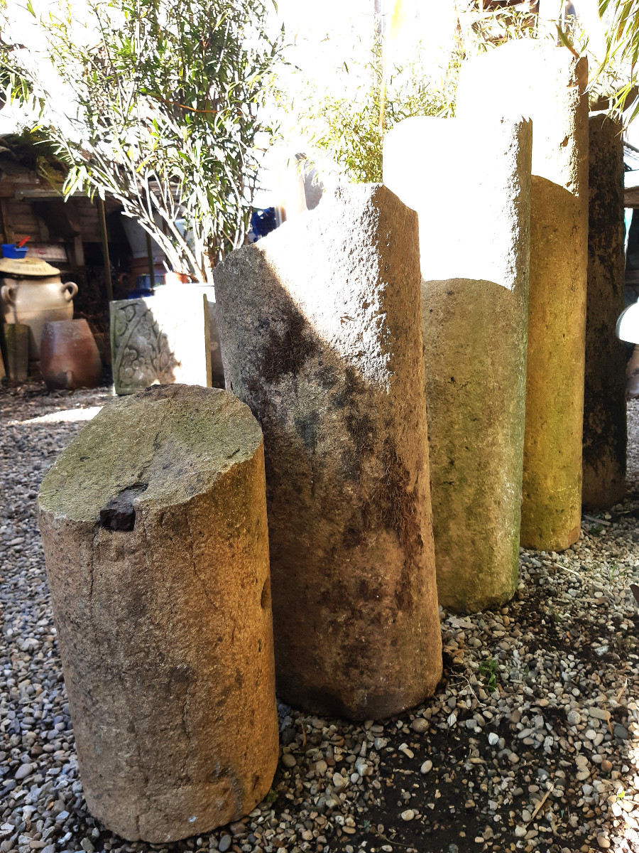 Batch Of Parts Of Cylindrical Shaft Of Roman Column In Cut Stone-photo-7