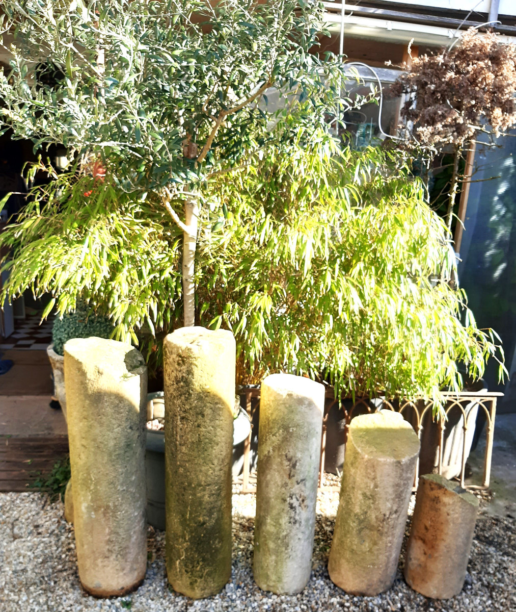 Batch Of Parts Of Cylindrical Shaft Of Roman Column In Cut Stone-photo-8