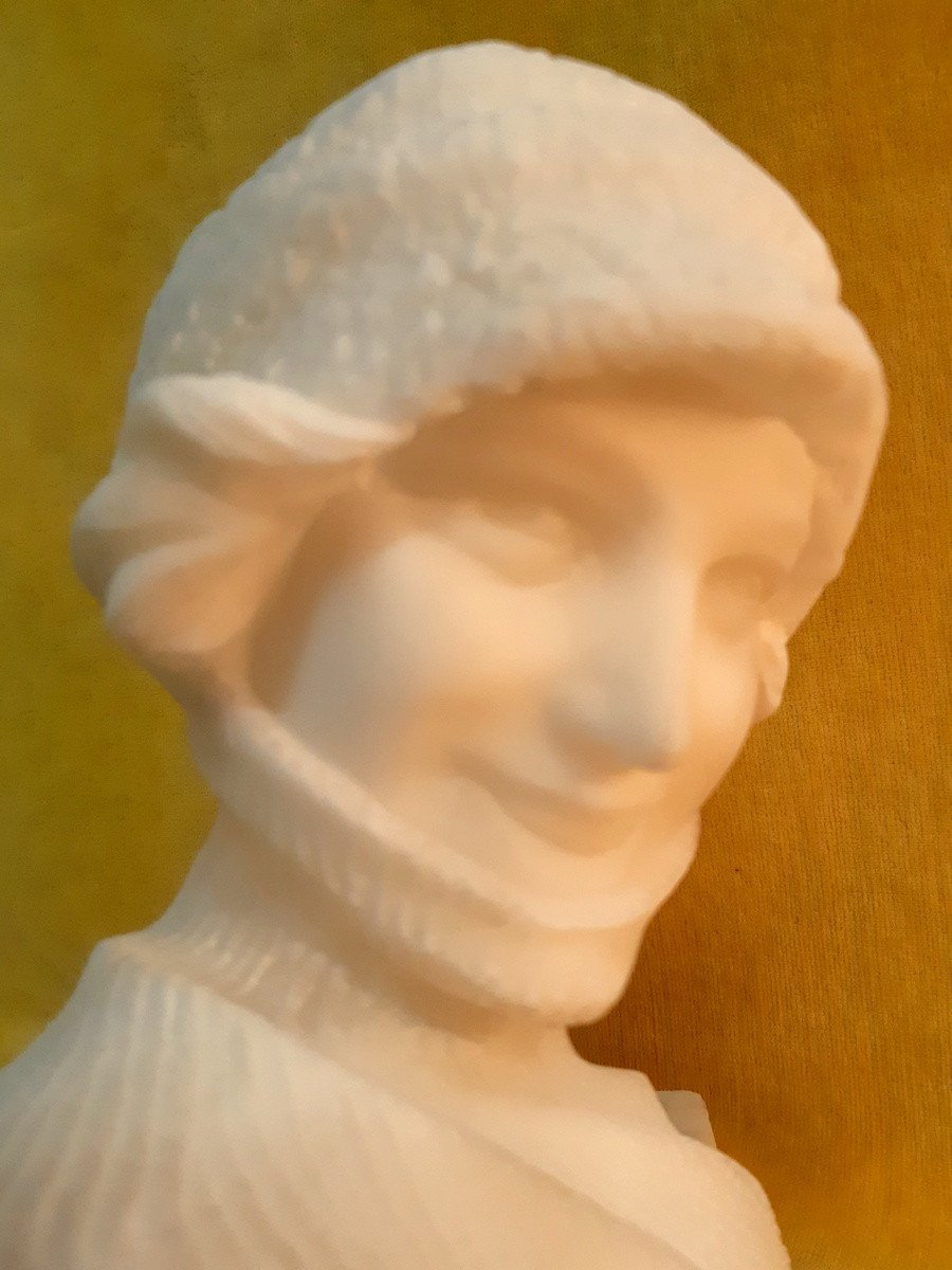 Sculpture Bust Of Woman Wrapped Smiling Art Deco 1930-photo-3