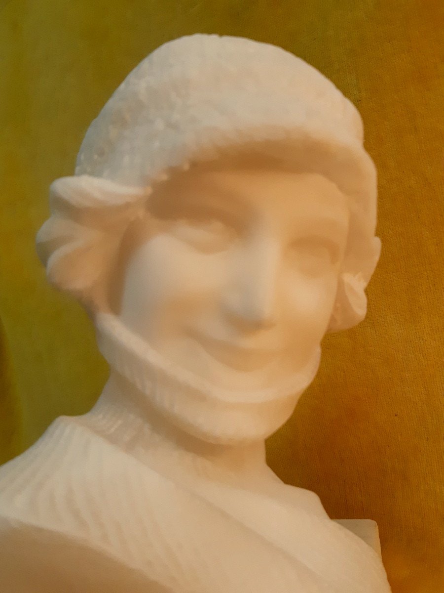 Sculpture Bust Of Woman Wrapped Smiling Art Deco 1930-photo-4