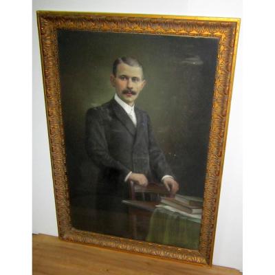 Grand Pastel Portrait Of Male Box 19th