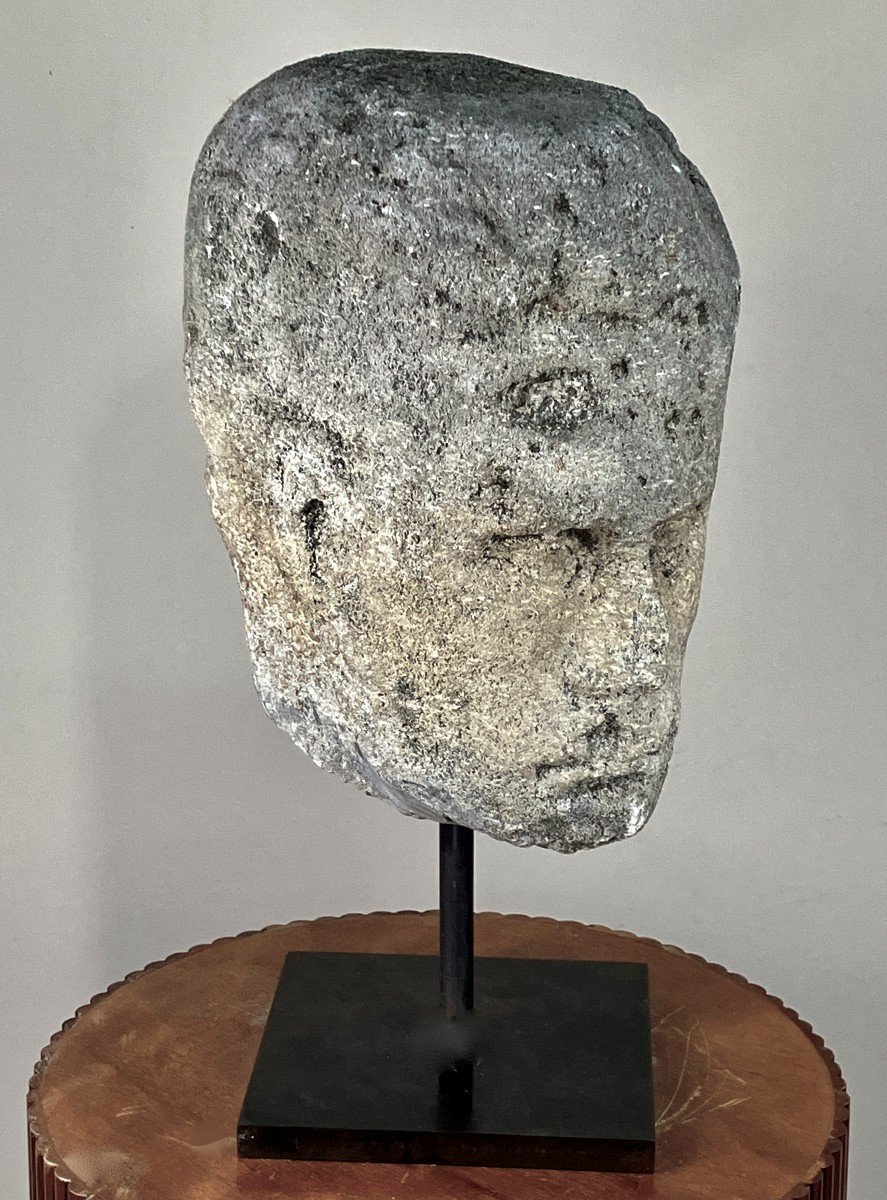 Stone Colossus Head #1.-photo-2