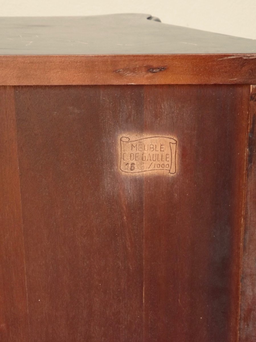 Charles De Gaulle Dresser-photo-8