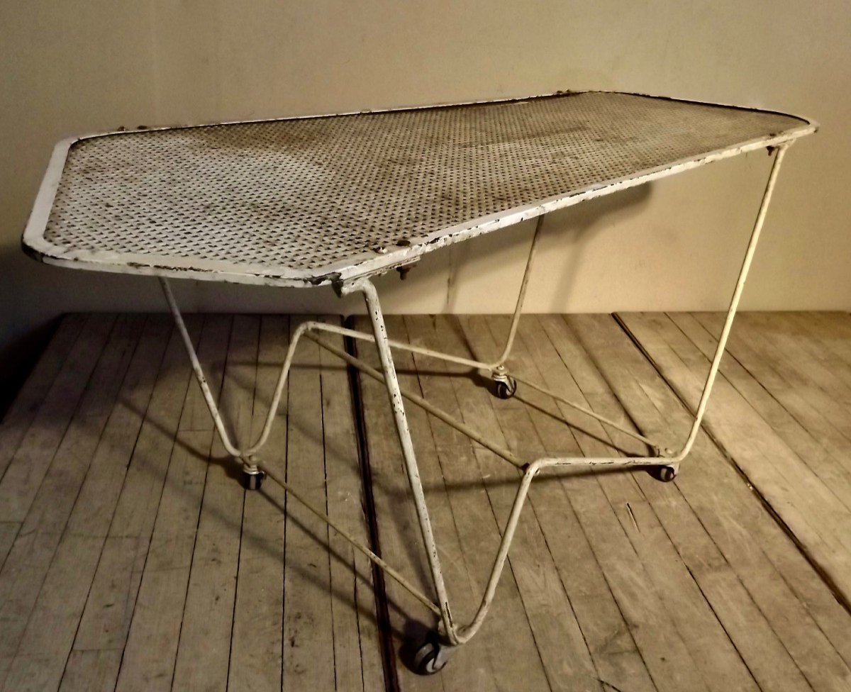 Rolling Table 1960