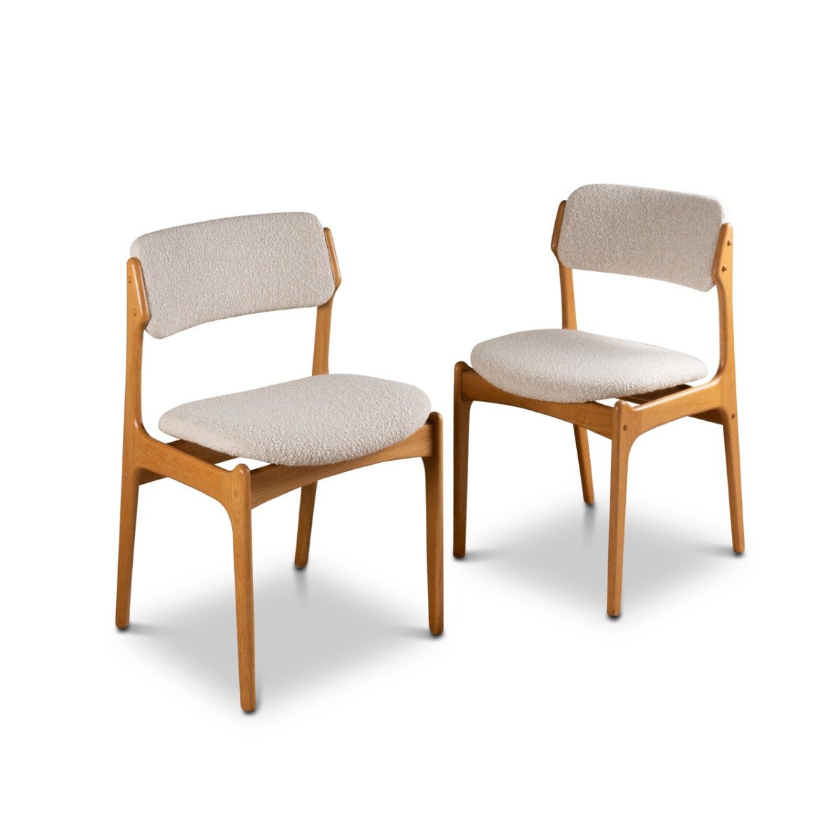 Bel Ensemble De 4 Chaises Scandinaves En Chêne Clair 1960