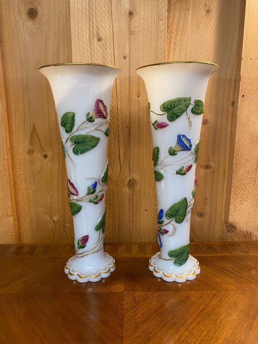 Pair Of Baccarat Opaline Vases 19th -photo-4