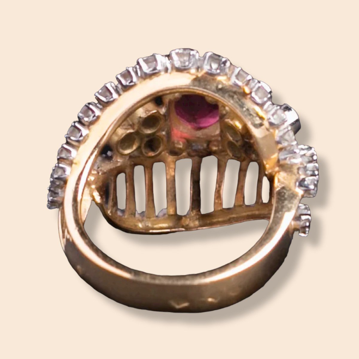 Yellow Gold, Platinum, Garnet And Diamonds Eye Of The Tiger Ring-photo-3