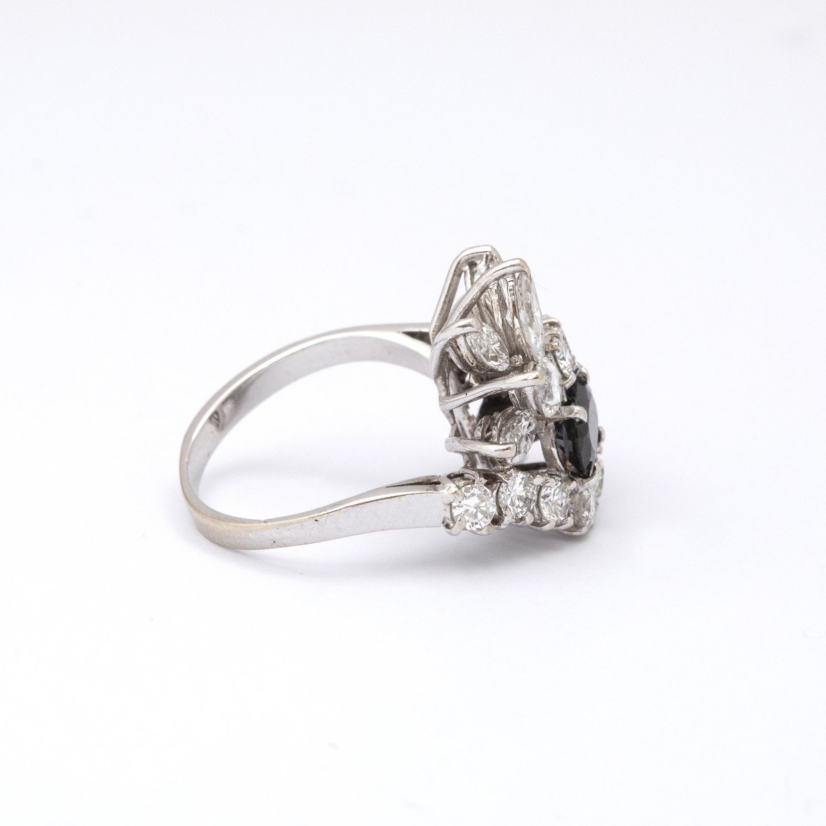 Bague vintage or gris, saphir et diamants lady gaga-photo-1