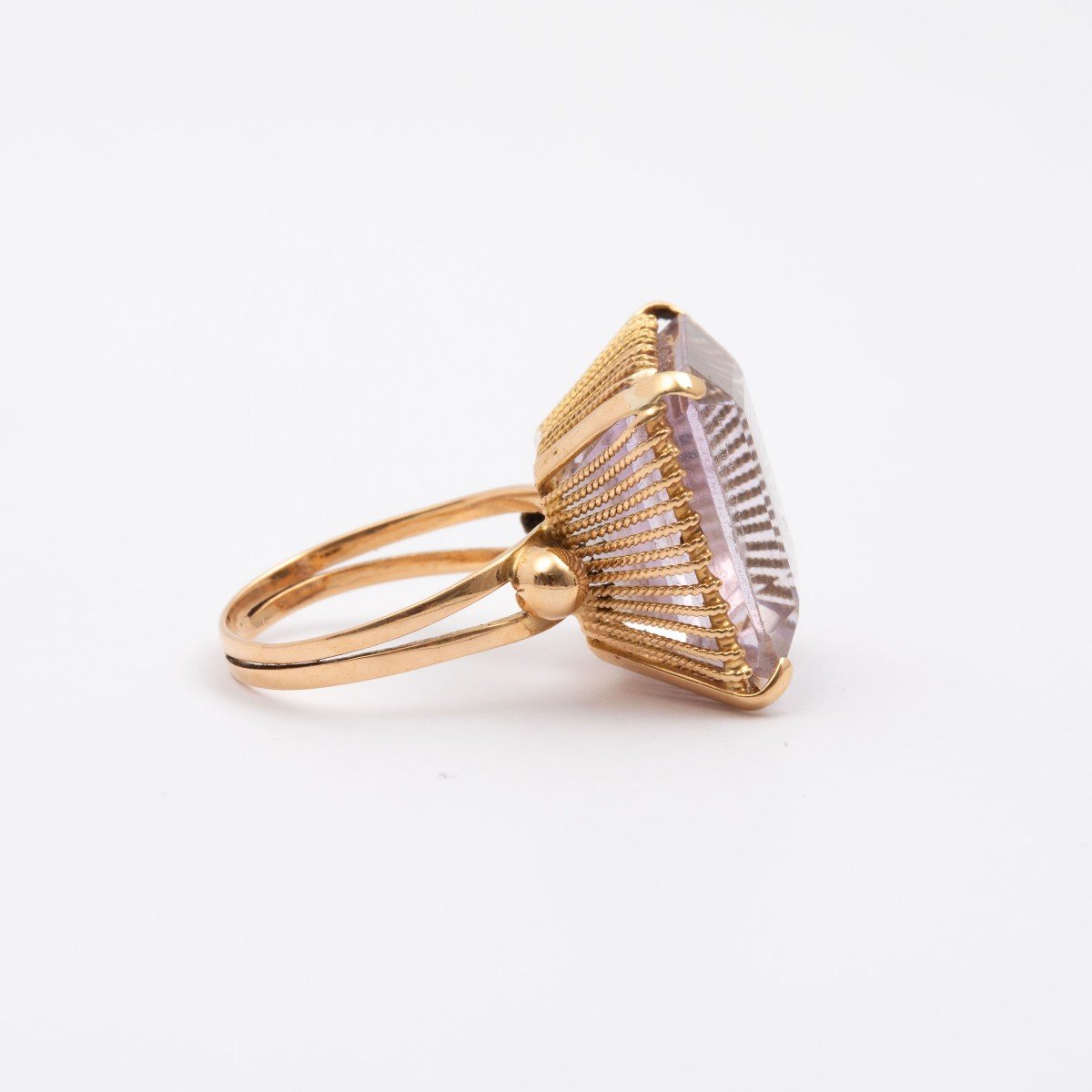 Yellow Gold And Amethyst Ring Mademoiselle-photo-3