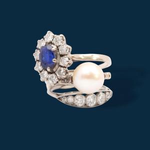 Vintage Ring In White Gold, Platinum, Pearl, Sapphire And Diamonds Enigmatic Legend
