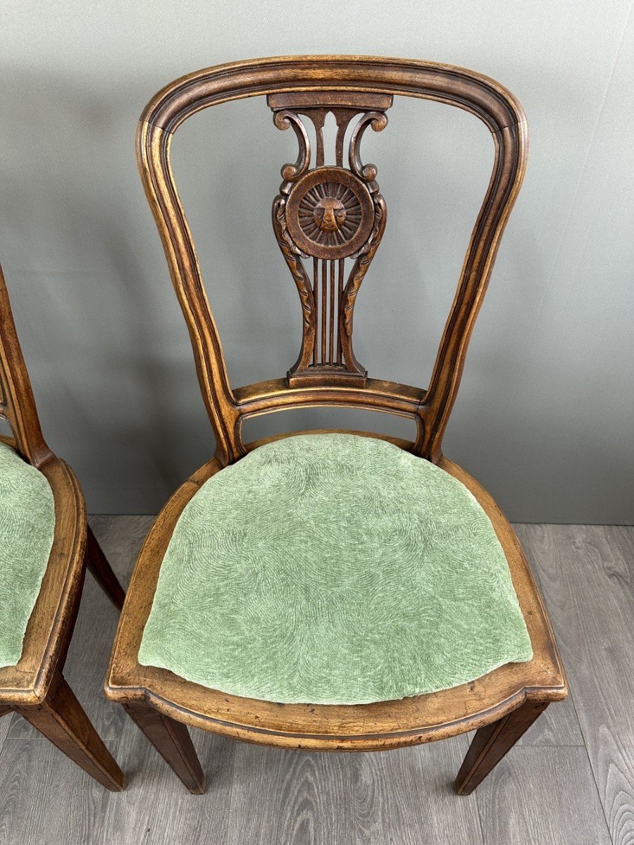 8 Vintage Wooden Chairs With Green Velvet Seats 20th Century -photo-1