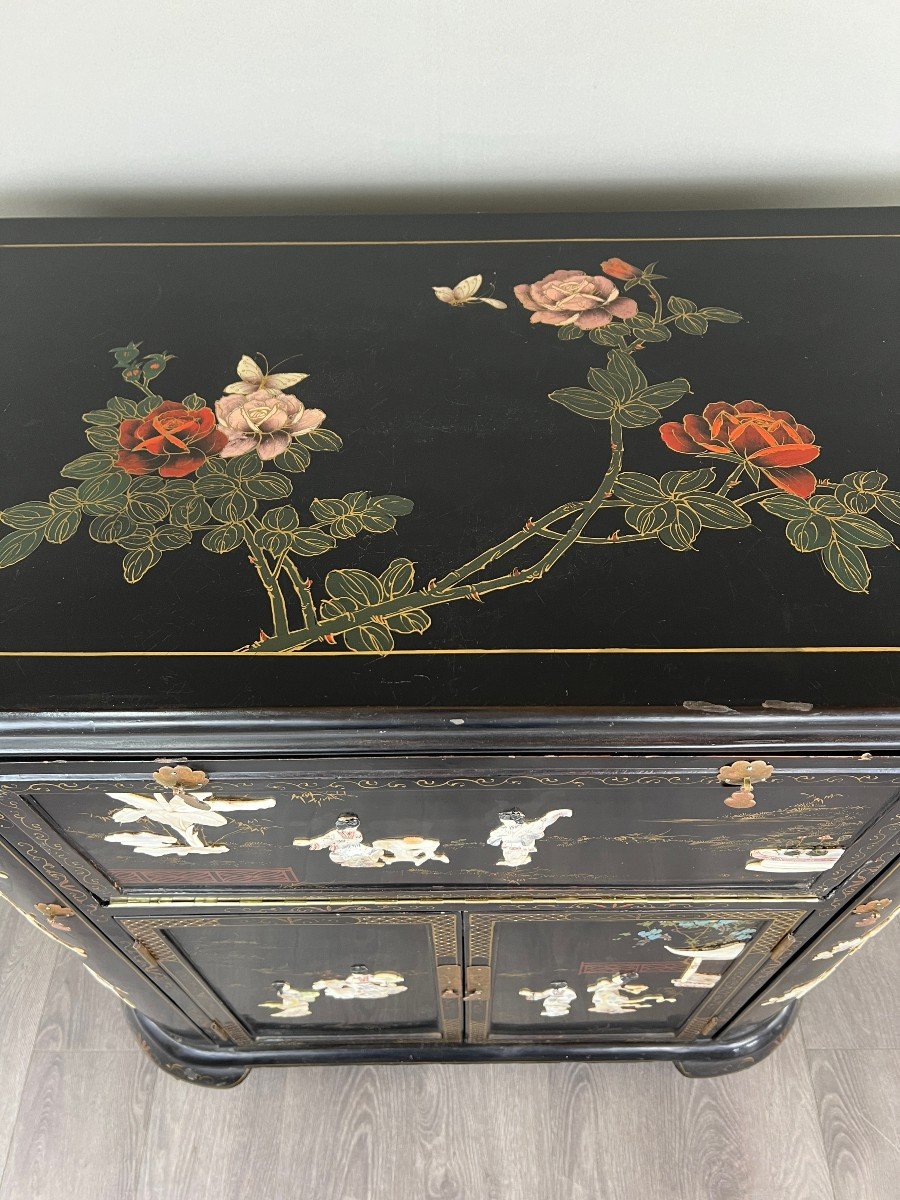 20th Century Asian Lacquered Bar -photo-4