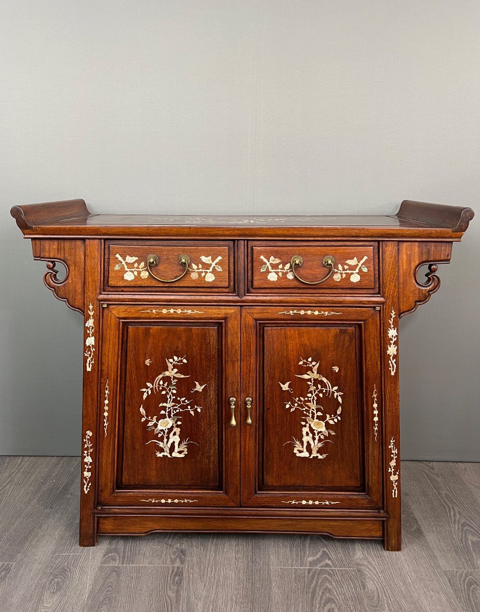 Asian Wooden Buffet With Mother-of-pearl Inlays 20th Century 