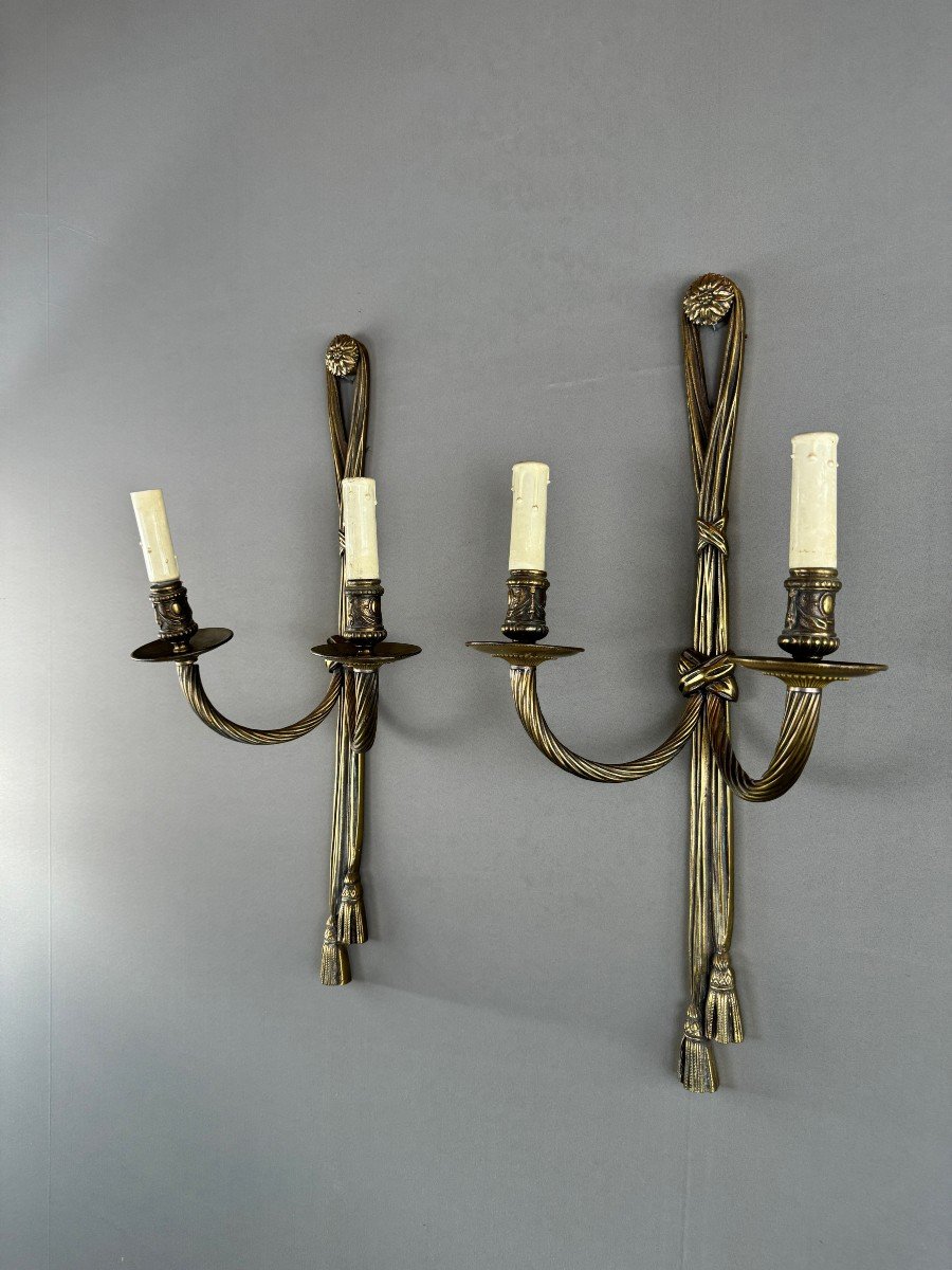 Pair Of Louis XVI Style Gilt Bronze Wall Sconces, 20th Century -photo-2