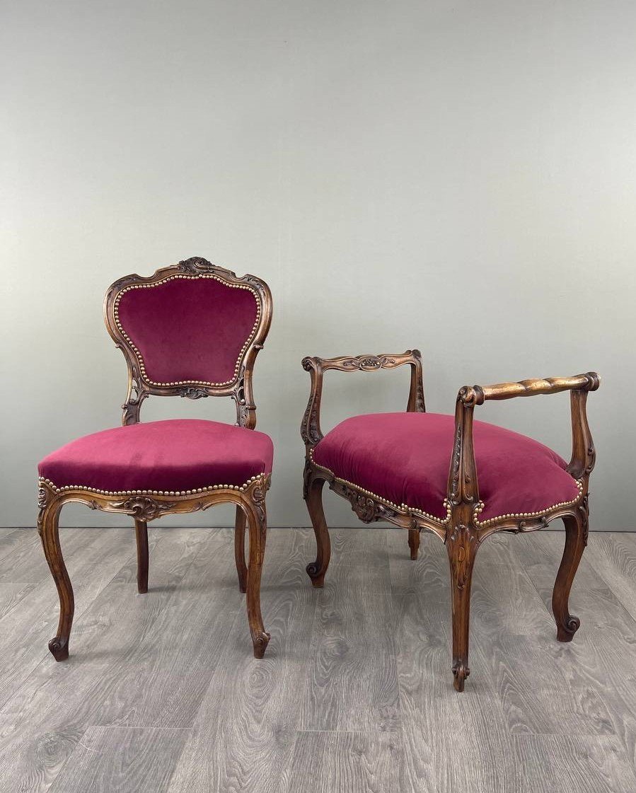 Louis XV Style Chair And Footstool Set, 19th Century 