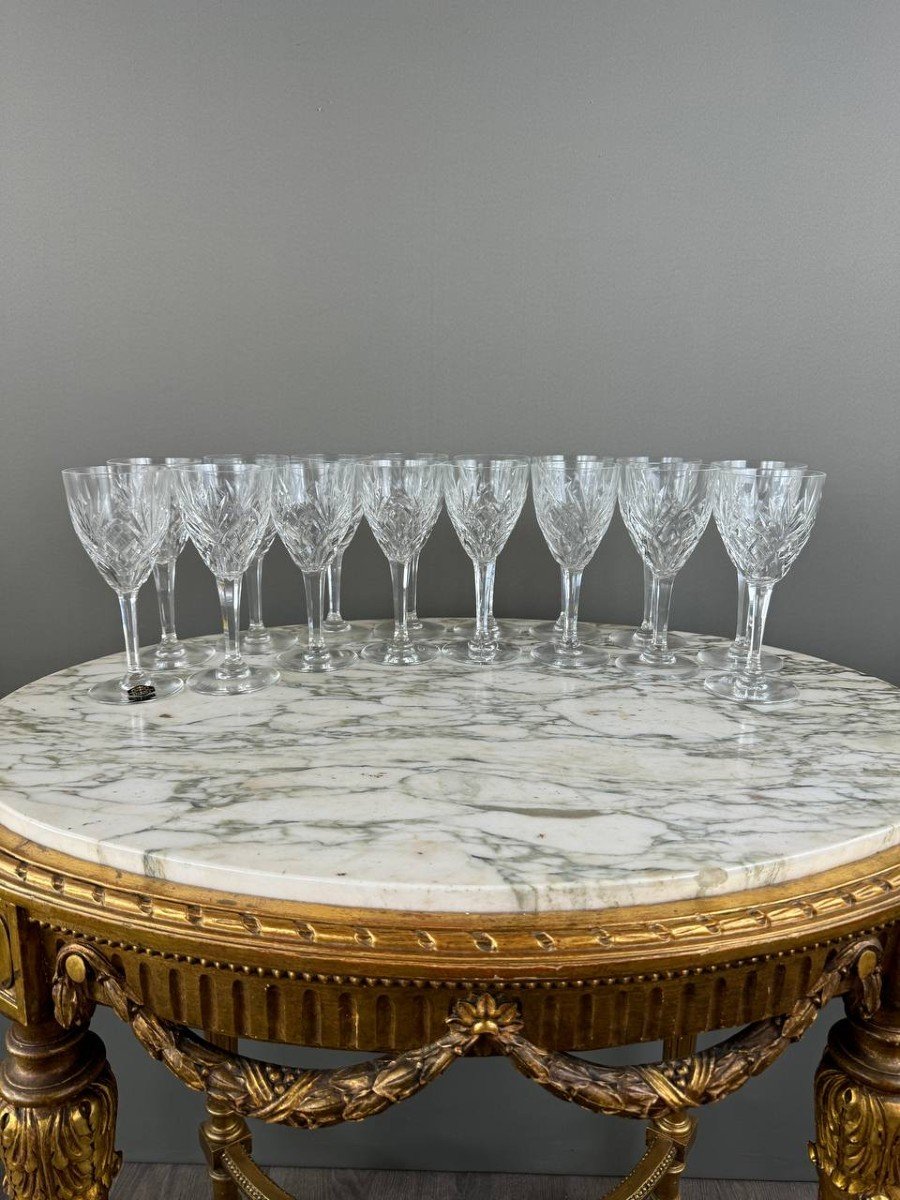 Saint Louis Crystal Glassware Set, Chantilly Model (26 Pieces), 20th Century -photo-4