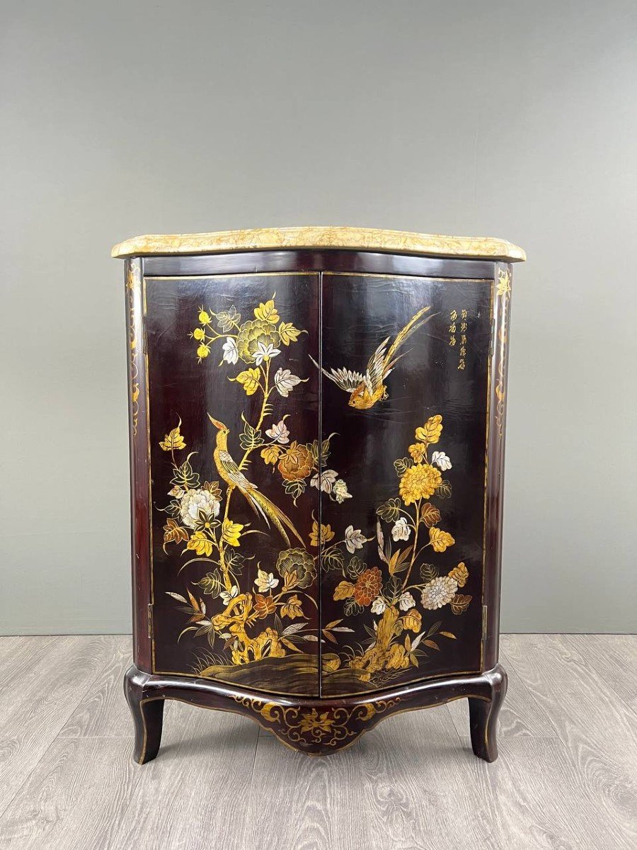 Chinese Lacquer Corner Cabinet, Early 20th Century-photo-1