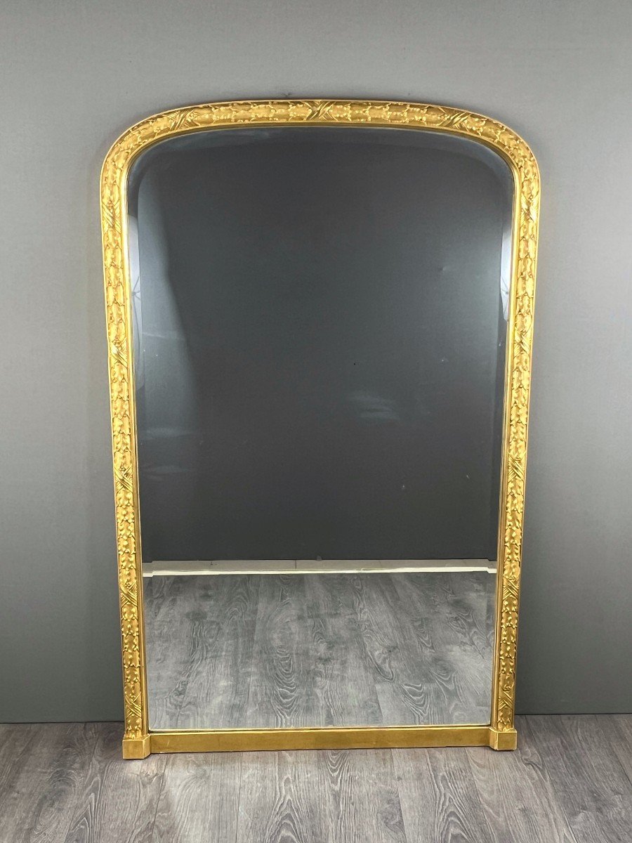 Large Gilded Wood Mirror With Rounded Fronton, Late 19th Century