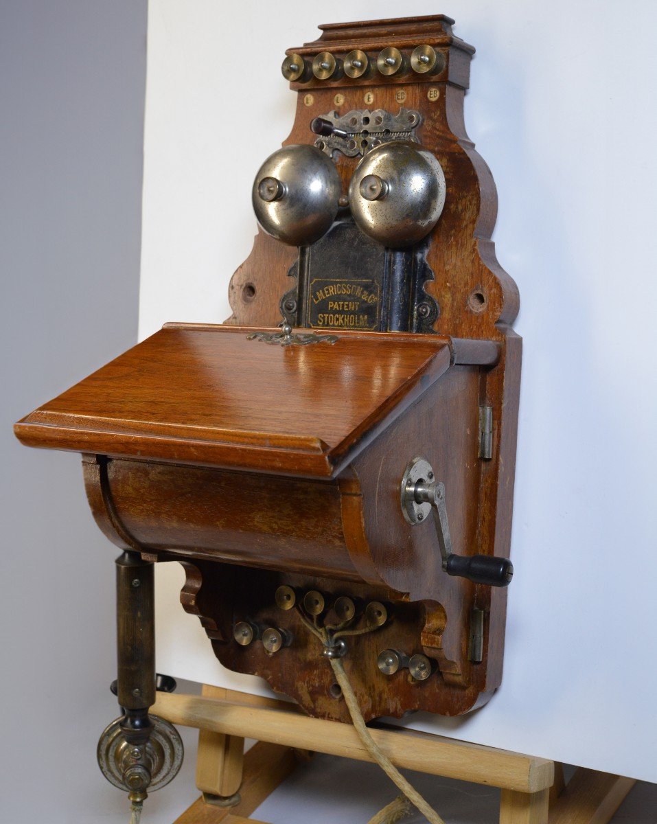 Antique Walnut Wood Wall Telephone L.m. Ericsson Ab130 Crank Magneto -photo-2