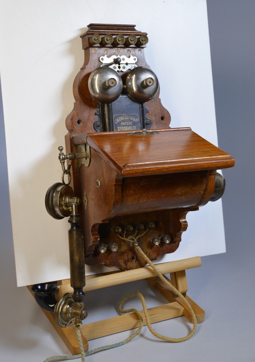 Antique Walnut Wood Wall Telephone L.m. Ericsson Ab130 Crank Magneto -photo-3