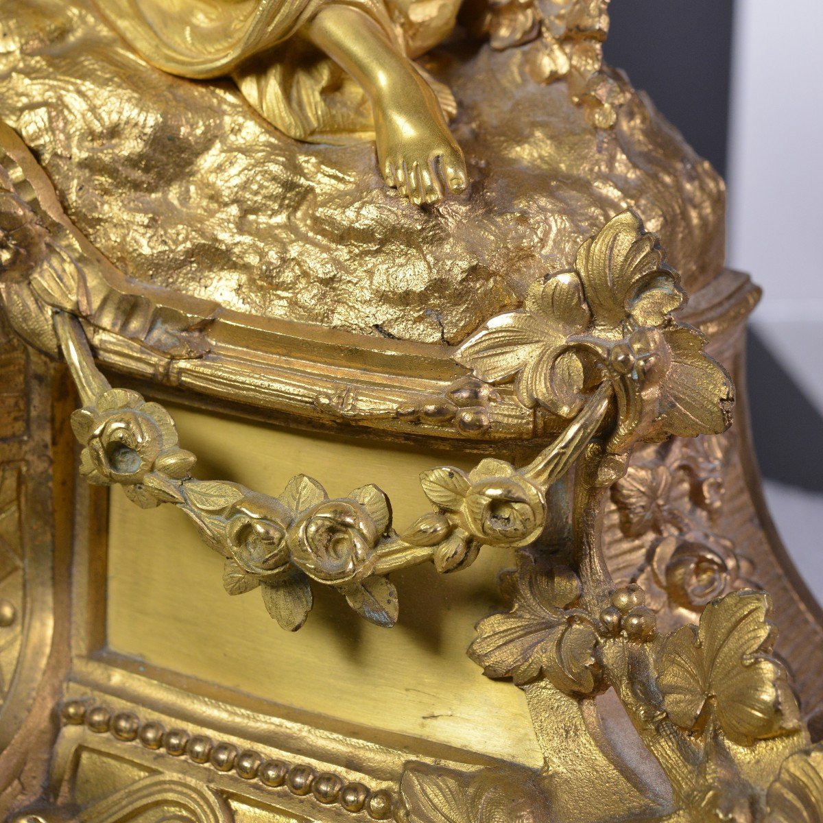 Big Louis XVI Antique Gilt Bronze Figural Clock 19th Century Muse With Cherub-photo-4