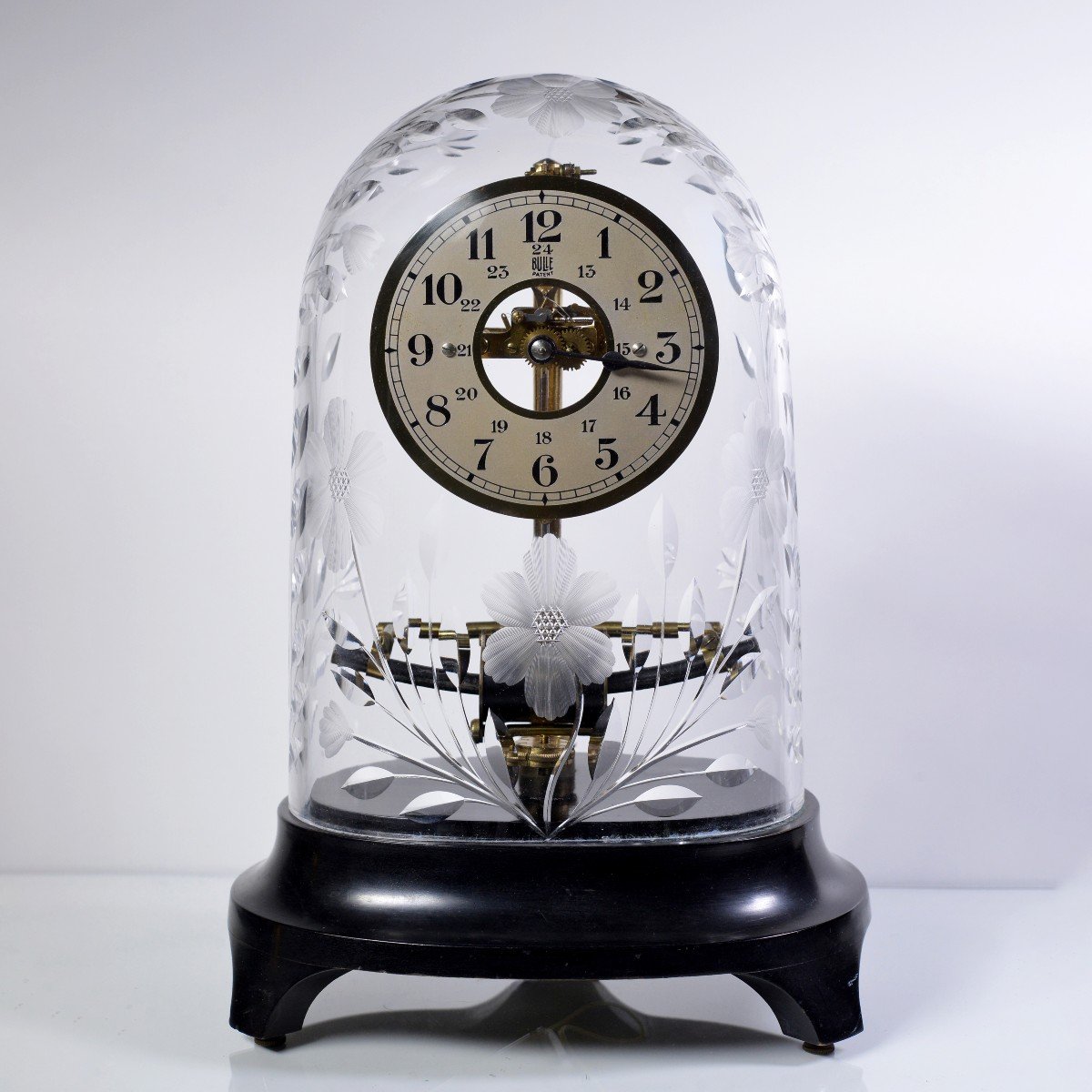 Horloge électrique Art Déco Bulle Avec Dôme En Cristal Taillé Suédois Vers 1930-photo-2