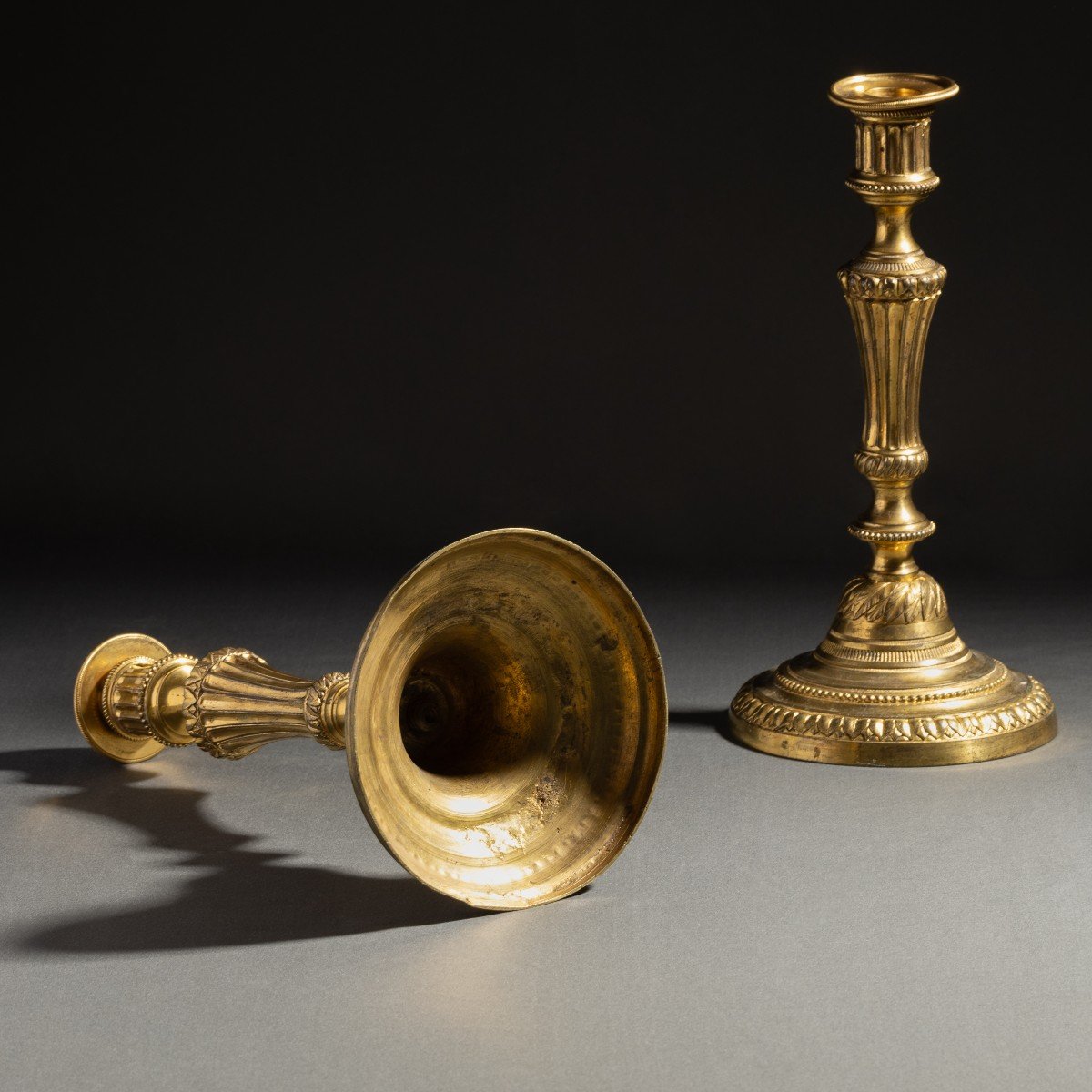 Paris, Transition Period - Pair Of Large Ormolu Bronze Candlesticks-photo-1