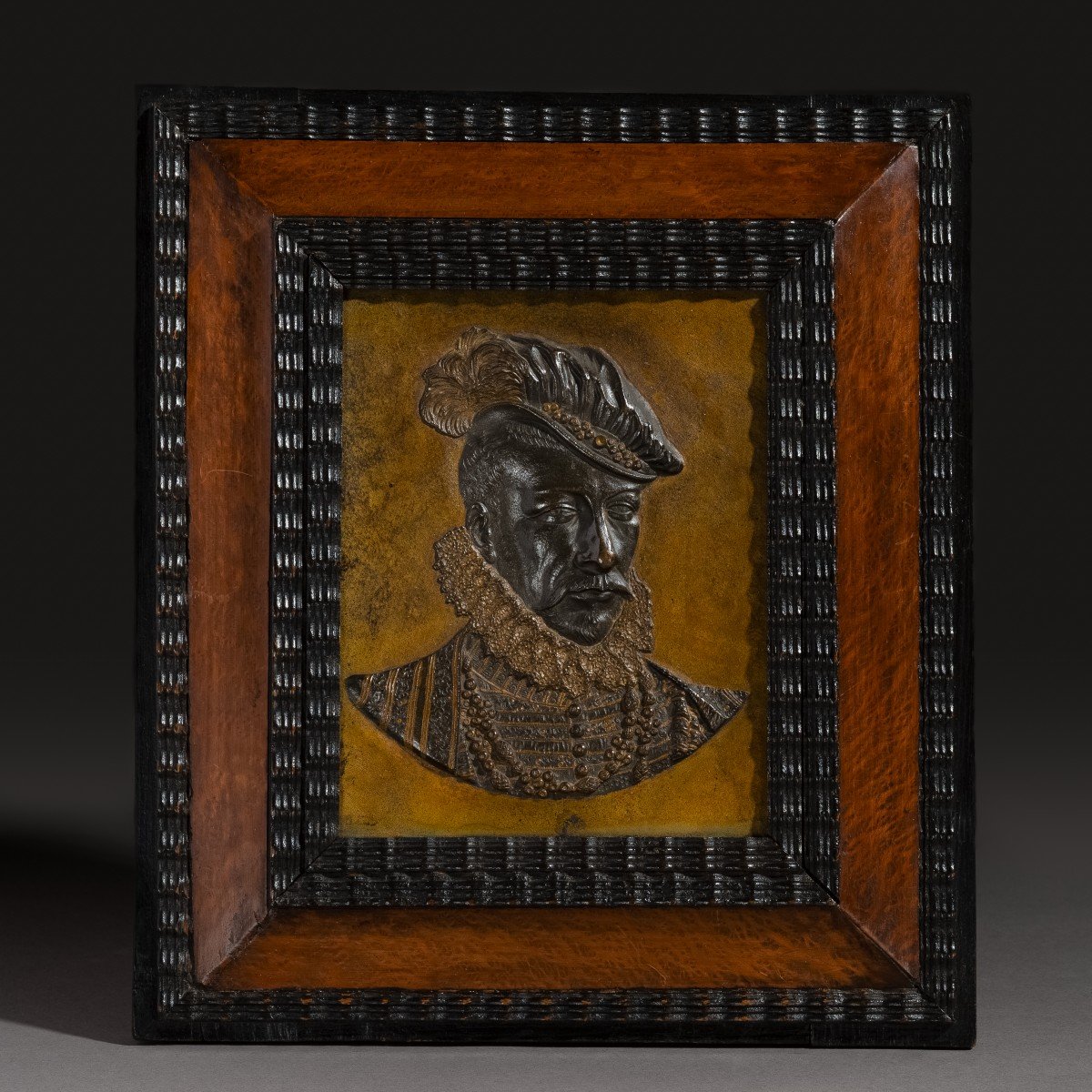 Entourage By Germain Pilon, Late 16th Century - Repoussé Portrait Of Charles Ix