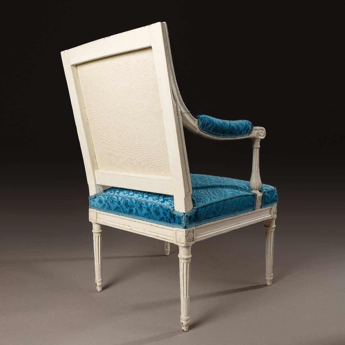 Georges Jacob, maître en 1765 - fauteuil à la Reine en hêtre laqué et velours de soie-photo-4