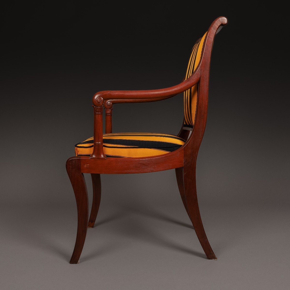 Jacob Desmalter - fauteuil impérial en acajou et soie Pelle - vers 1810-photo-3