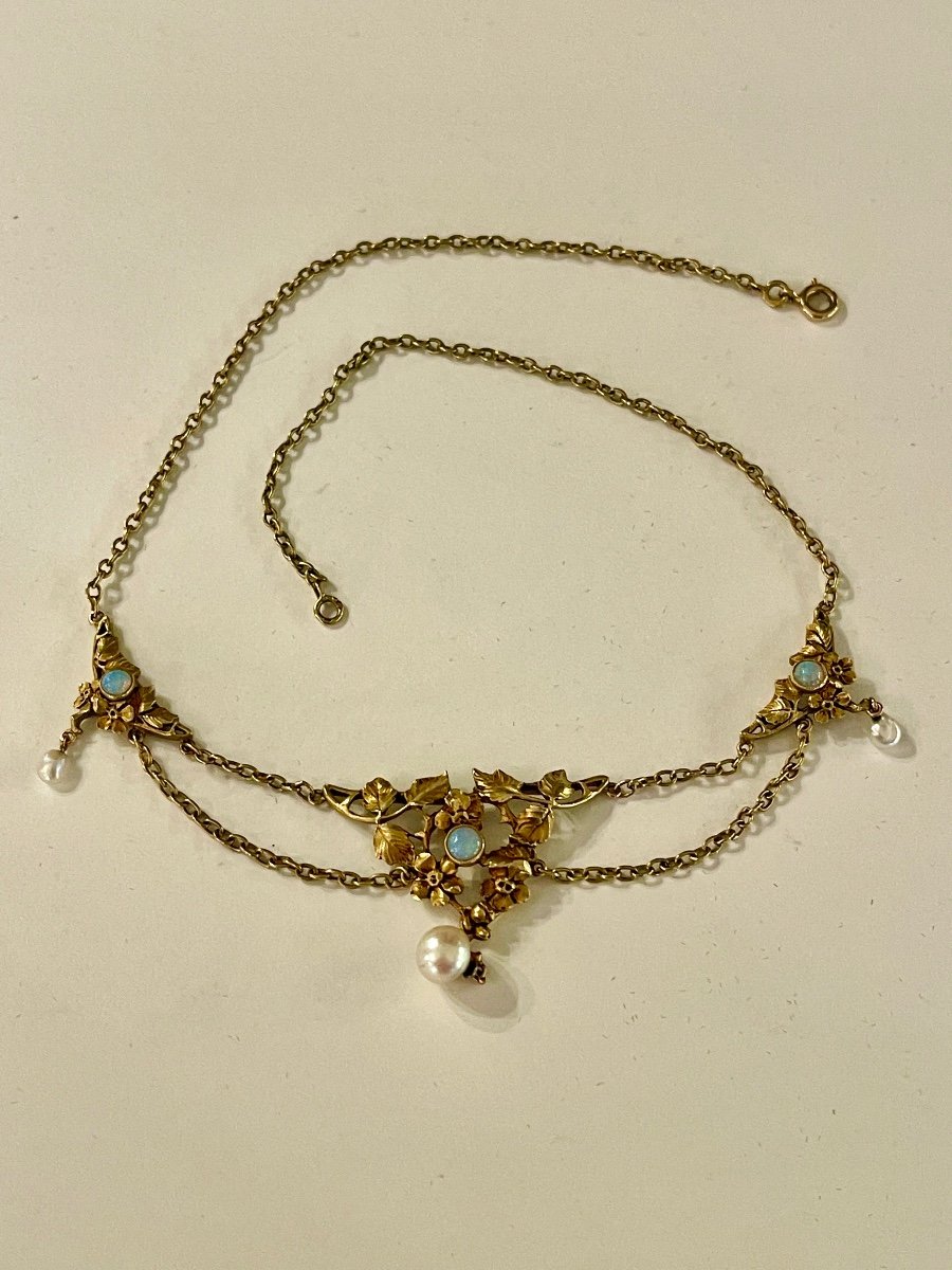 Drapery Necklace In Gold, Opals And Fine Pearls-photo-4