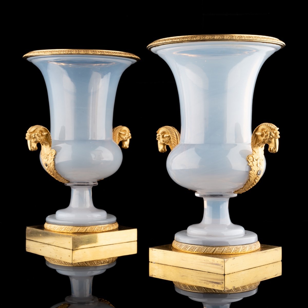 Pair Of Urn Vases In Opaline And Gilt Bronze.-photo-2