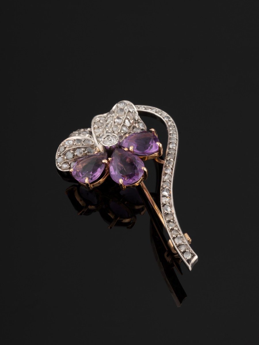 Pansy Brooch In Gold, Silver, Diamonds And Amethysts.-photo-3