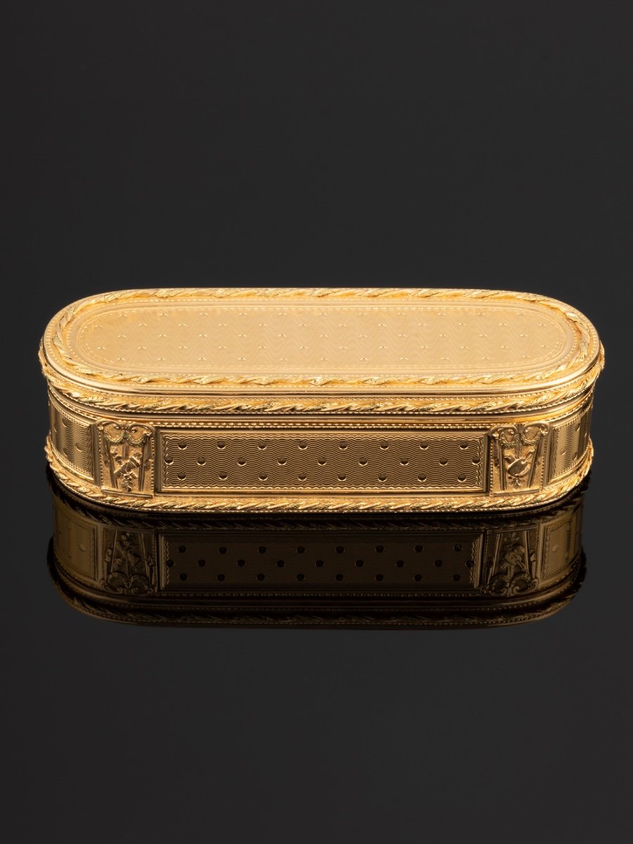 Louis XVI Gold Snuff Box-photo-1