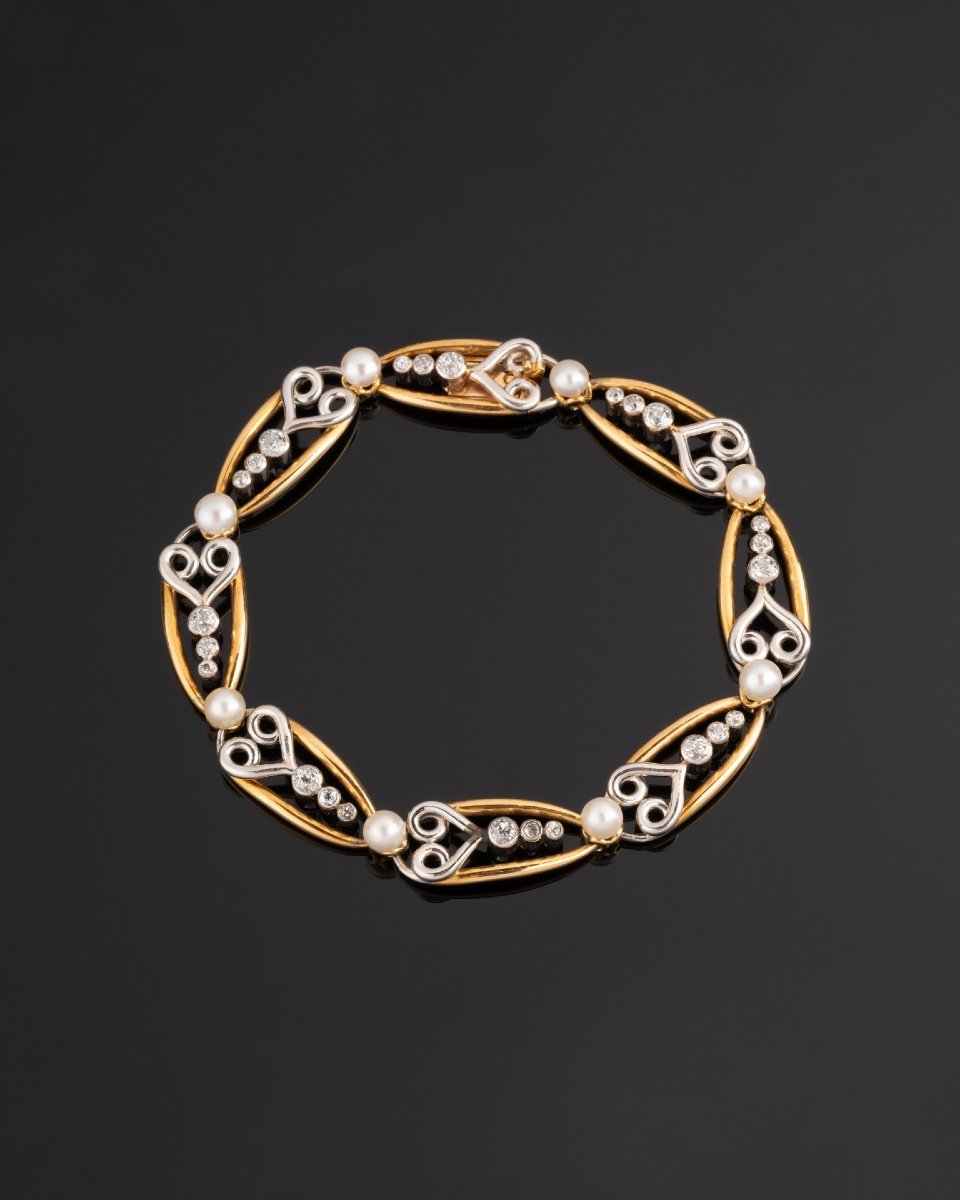 Gold, Platinum, Diamonds And Fine Pearls Bracelet-photo-1