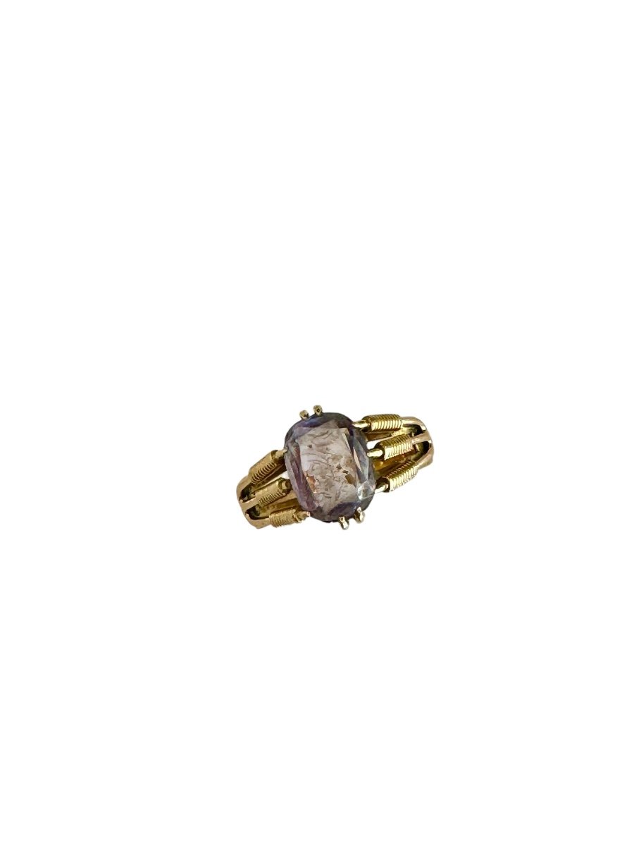 Ring In Gold And Intaglio On Amethyst