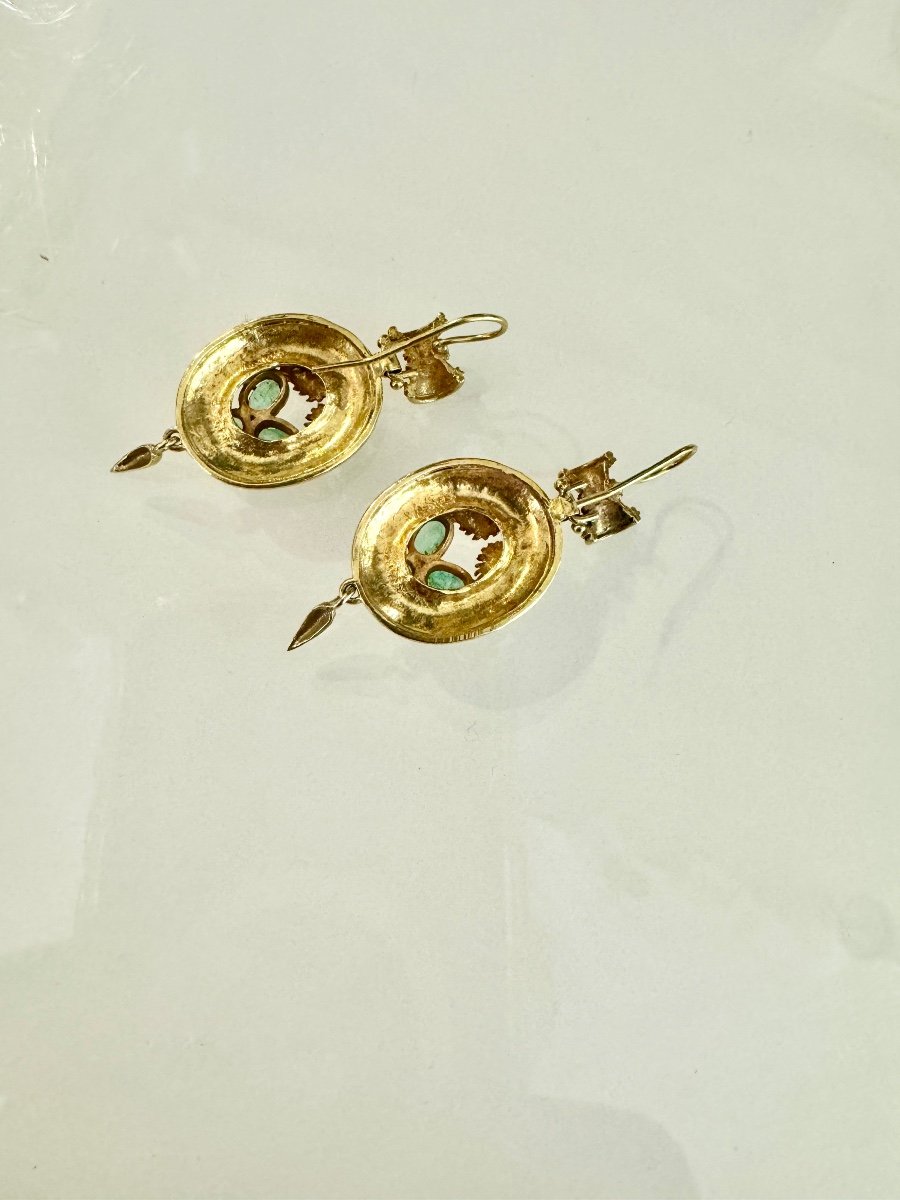 Pair Of Gold And Emerald Drop Earrings-photo-4