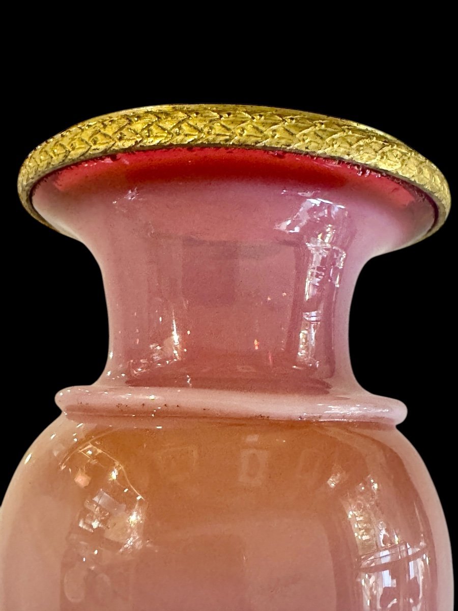 Pigeon Throat Pink  Opaline Vase-photo-2