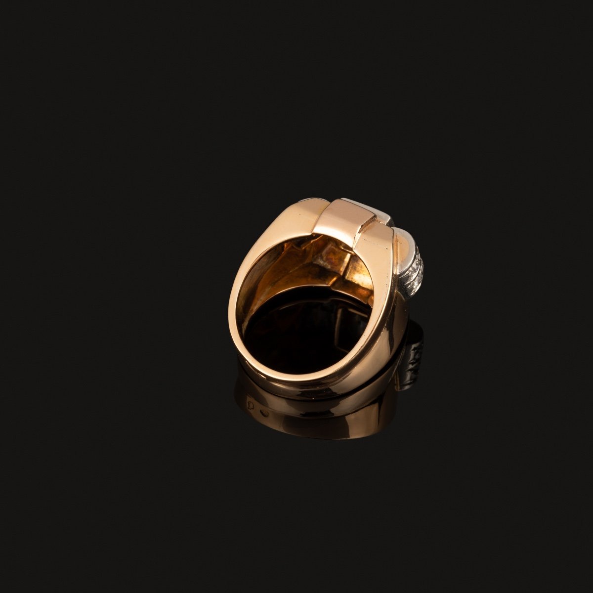 Tank Ring In Gold, Platinum And Diamonds-photo-2