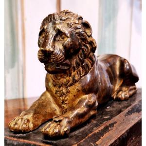 Reclining Lion In 18th Century Bronze