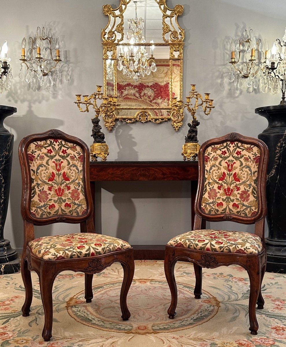 Pair Of Walnut Frame Chairs From Regency Period Circa 1720-photo-3