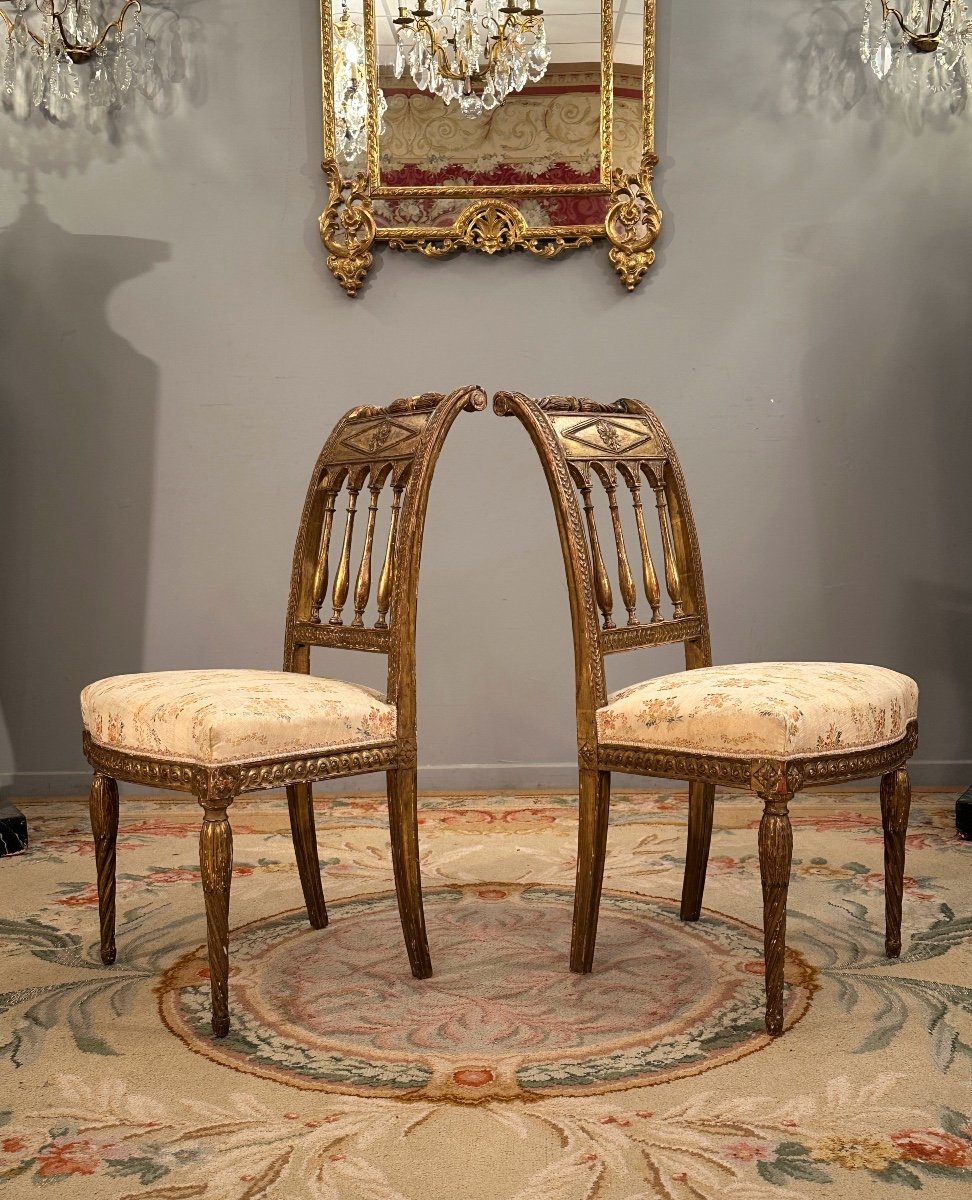 Paire De Chaises En Bois Doré d'Epoque Louis XVI Vers 1780-photo-2