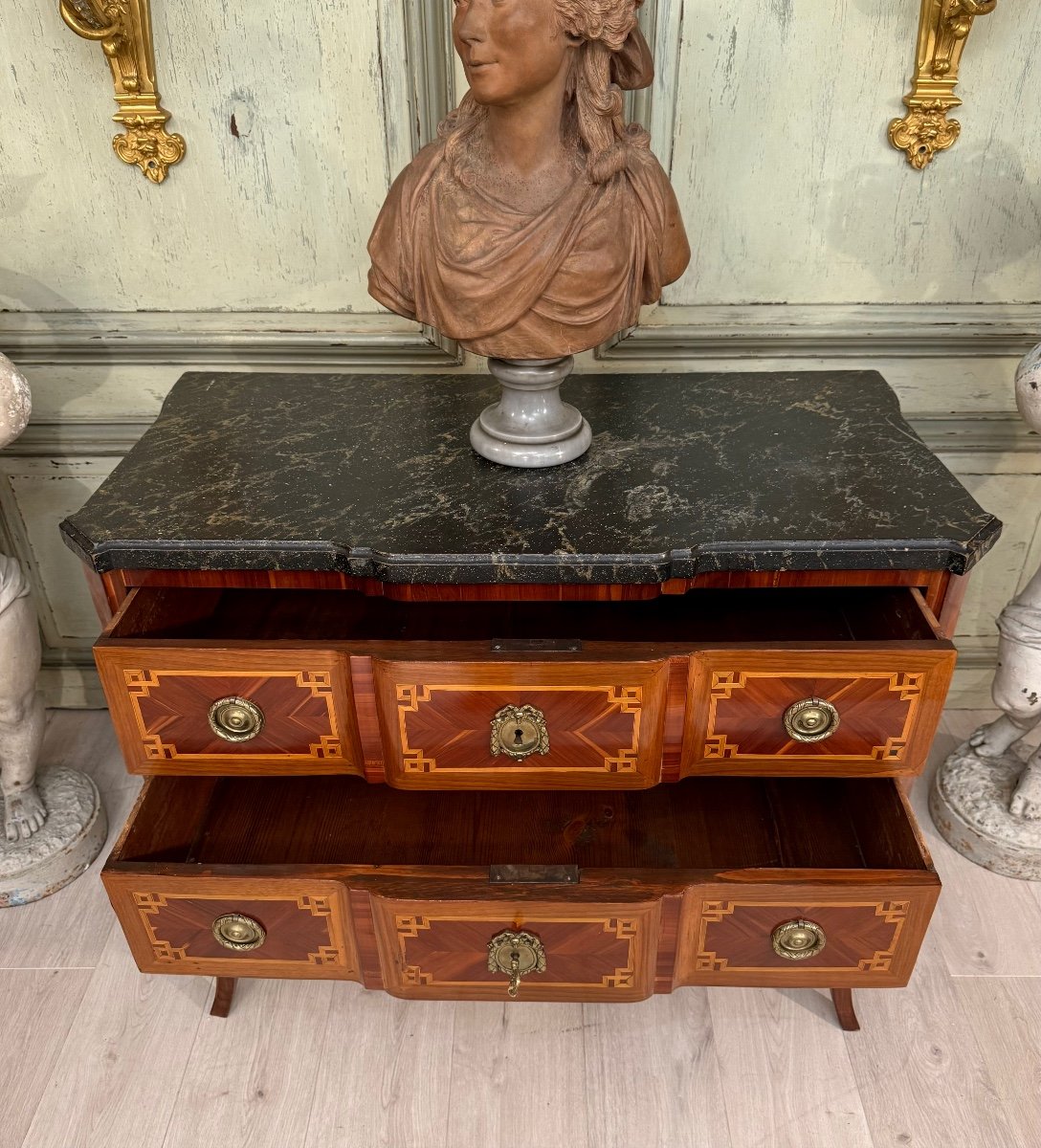 Transition Period Marquetry Sauteuse Chest Of Drawers Circa 1760-photo-4