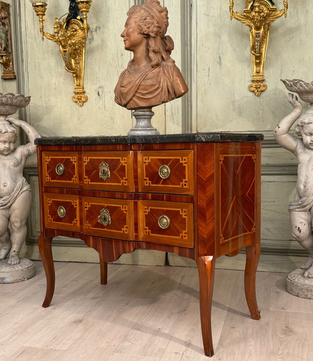 Transition Period Marquetry Sauteuse Chest Of Drawers Circa 1760-photo-3