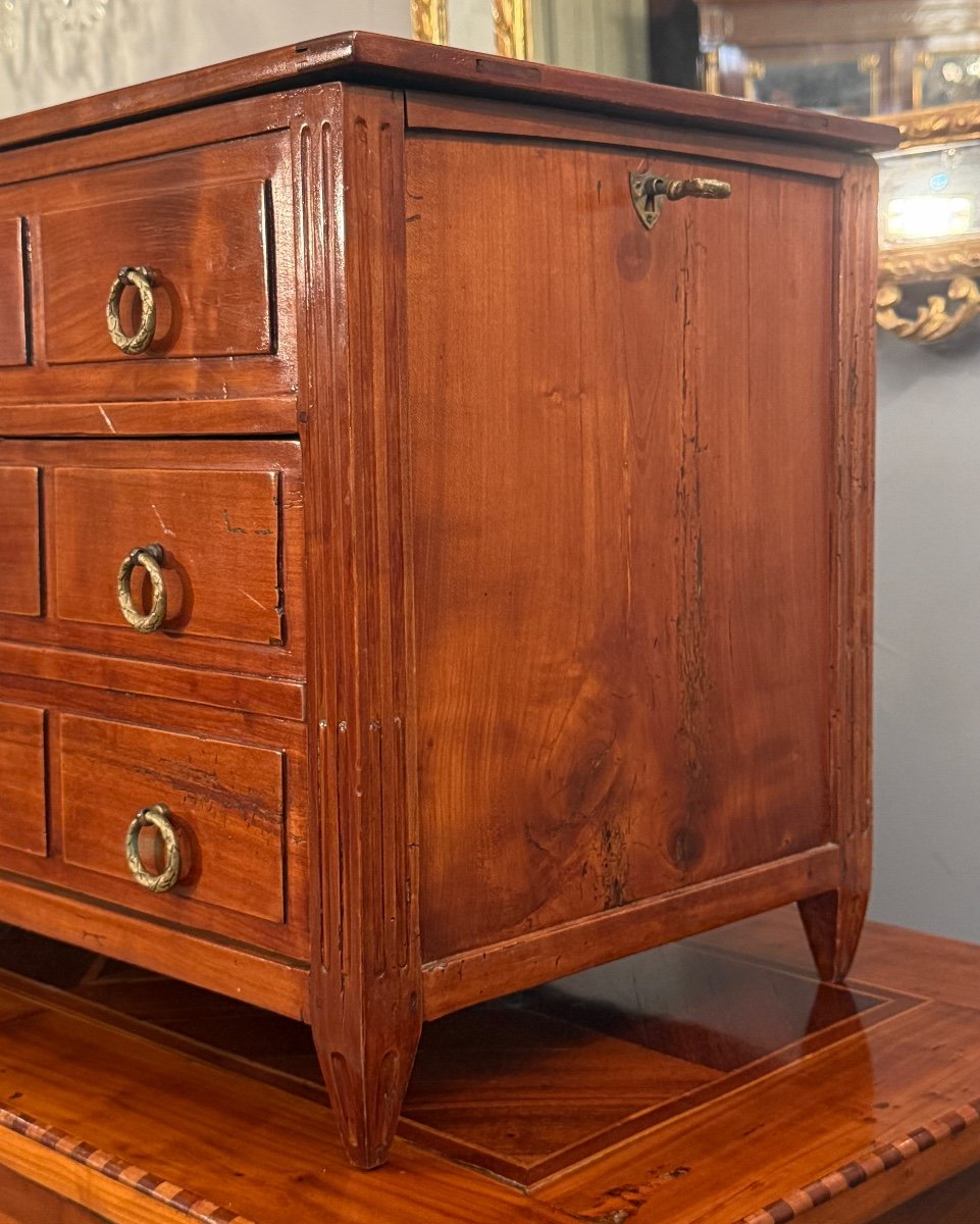 Small Chest Of Drawers Known As Master's Chest In Mahogany From The Louis XVI Period, Circa 1780-photo-4