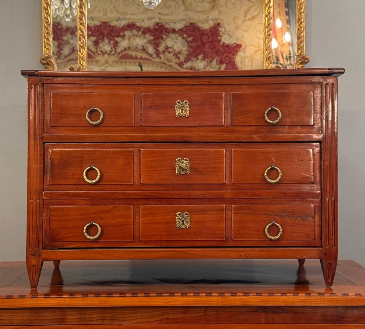 Petite Commode Dite de Maîtrise En Acajou d'Epoque Louis XVI Vers 1780